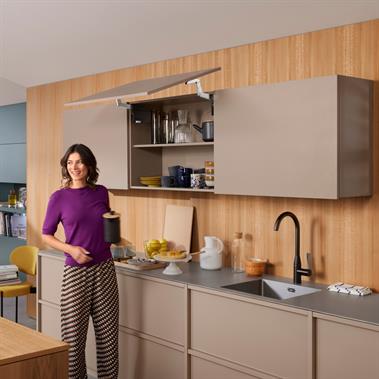 Blum Aventos HS top